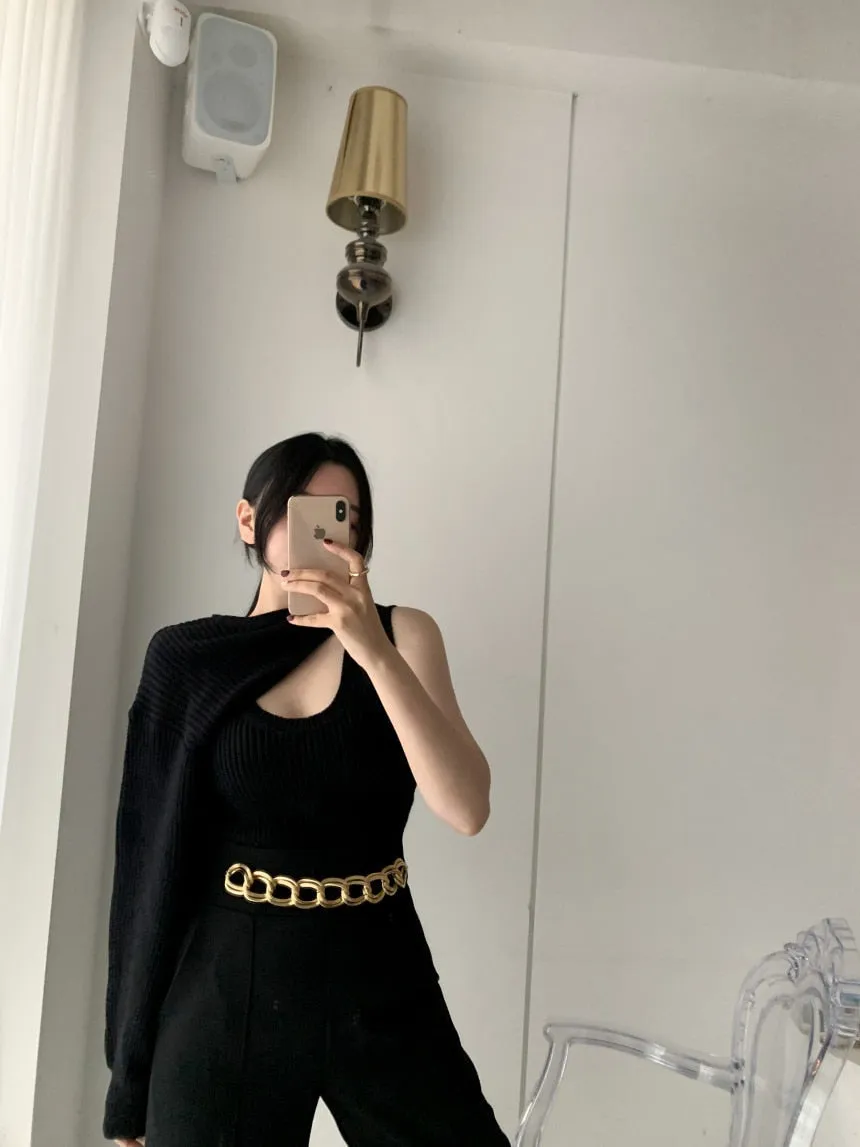 Angelina Turtle Neck Knitted Sweater with Cropped Top