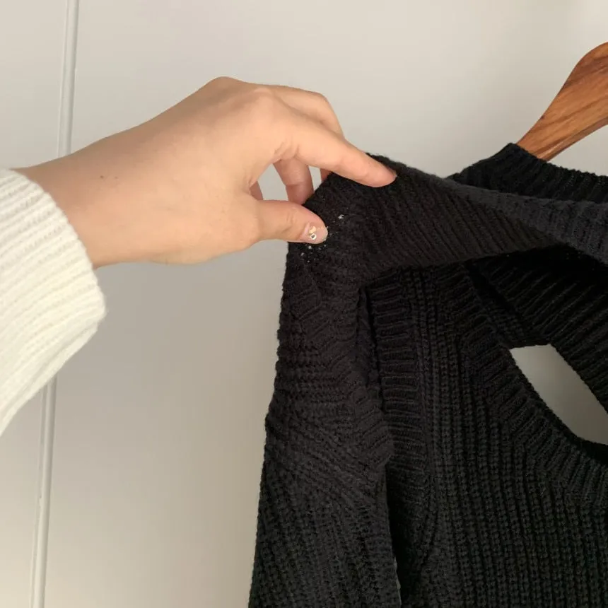 Angelina Turtle Neck Knitted Sweater with Cropped Top