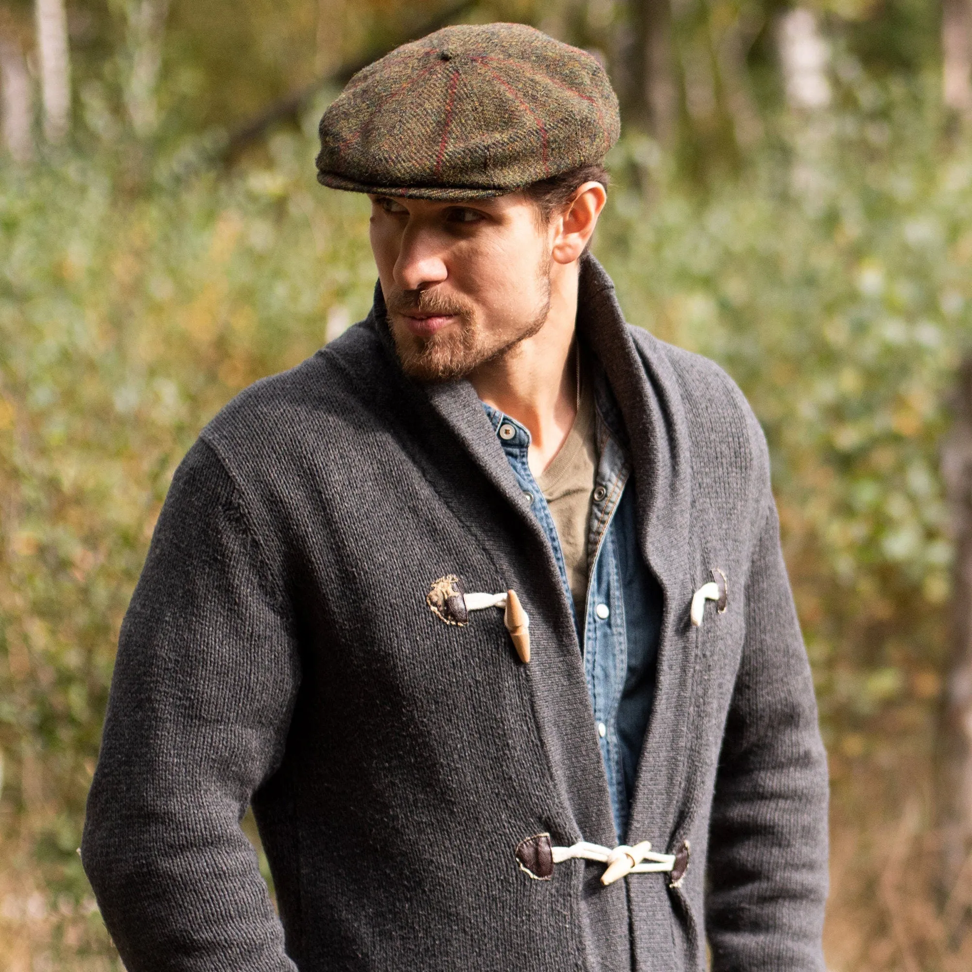 Eight Piece Wool Newsboy Cap-Green/Red Tweed