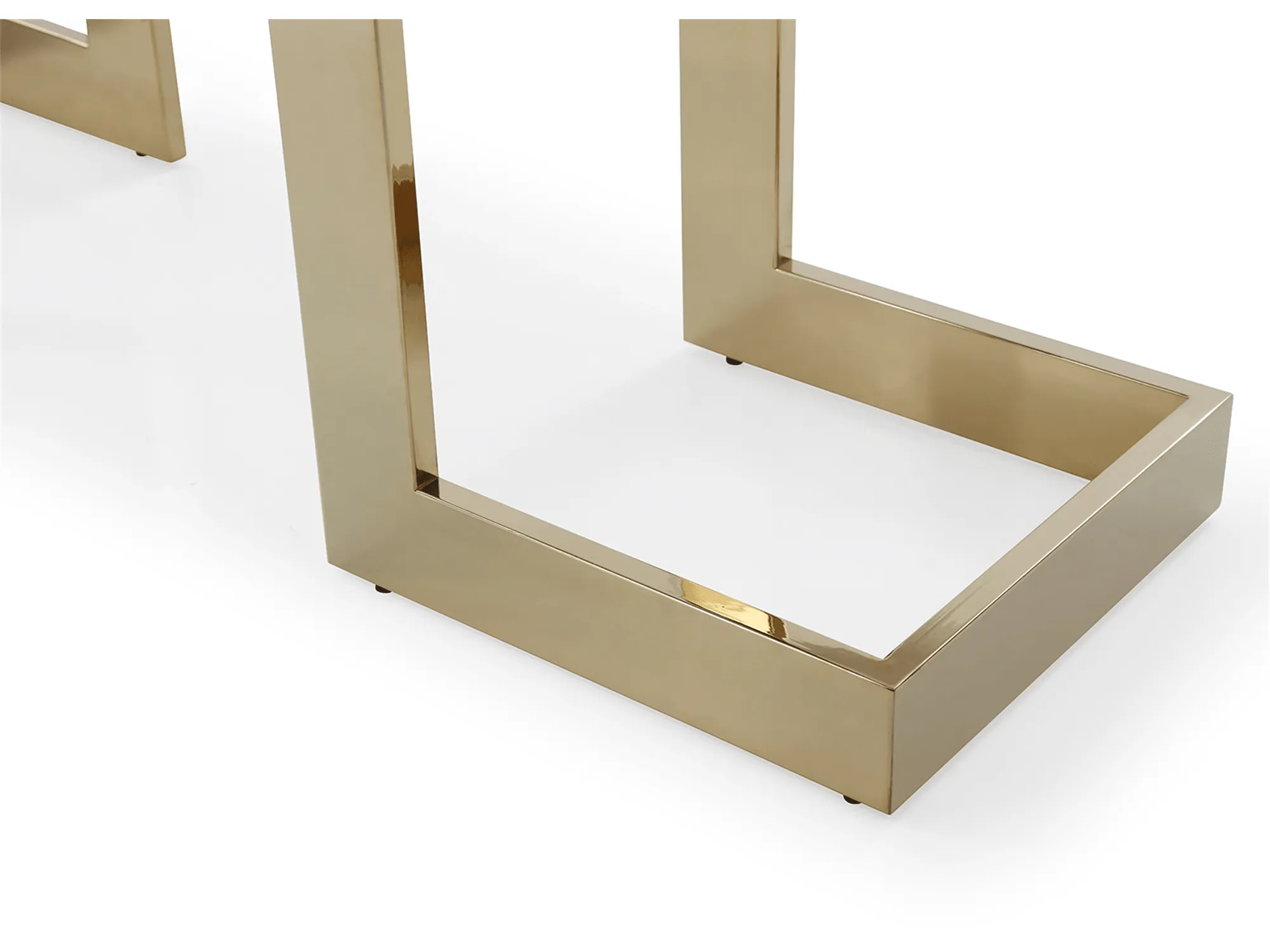 Liddy Dining Table