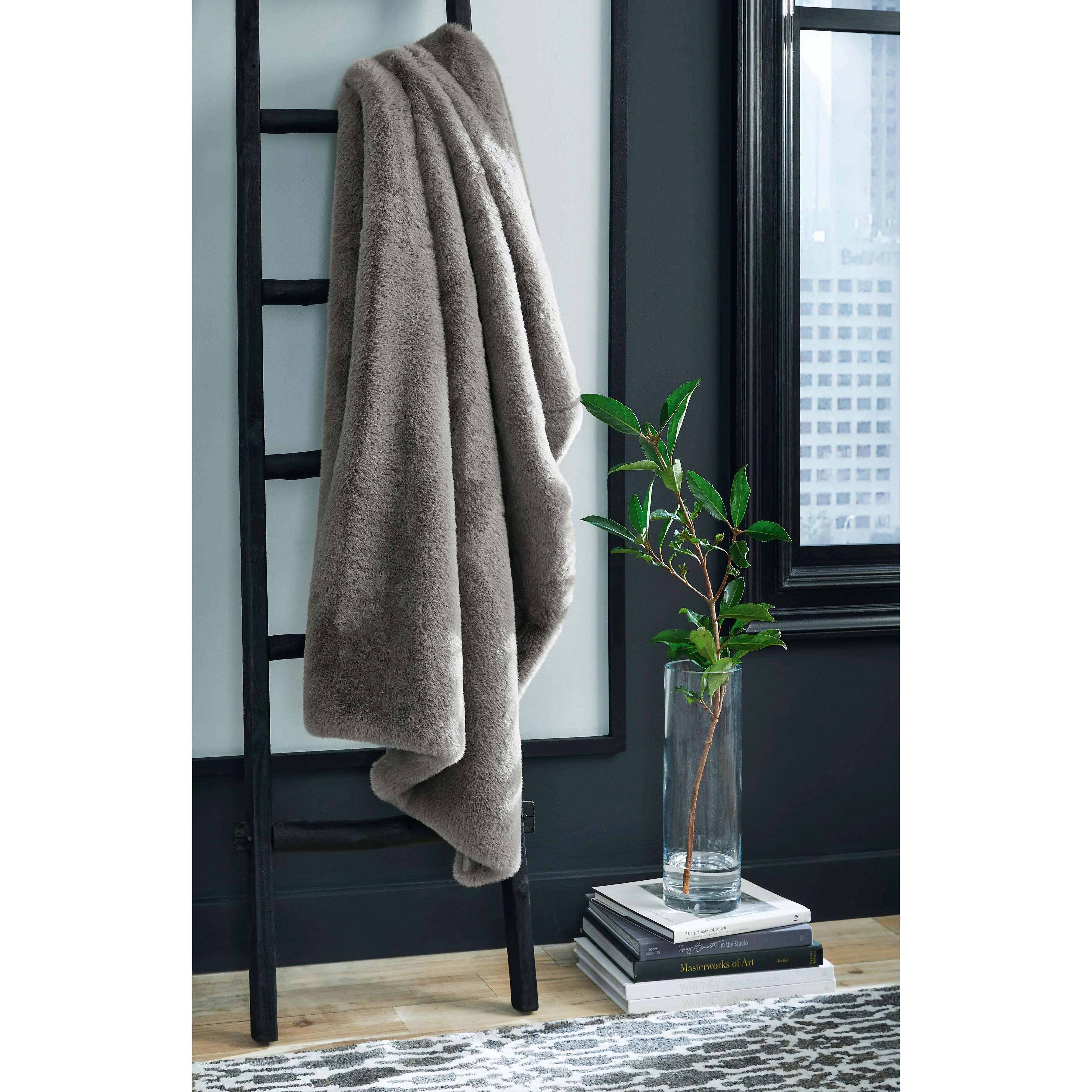Signature Design by Ashley Home Decor Throws A1000914t